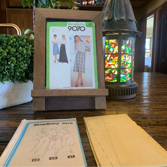 Simplicity 9070 Sewing Pattern Women’s Pencil Skirt Maxi Midi Retro Vintage Cute - Picture 9 of 9